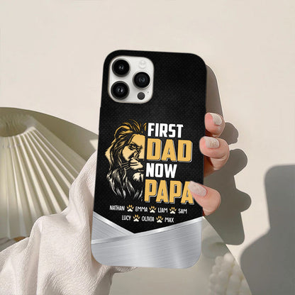 Lion First Dad Now Grandpa Personalized Phone Case - Drive mockup HP28MAR24HL02