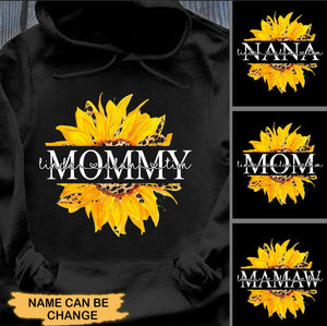 Leopard Sunflower Grandma With Grandkids Mommy Auntie Personlized Hoodie Shirt 2D T-shirt ShinyCustom - The Best Personalized Gift Store 